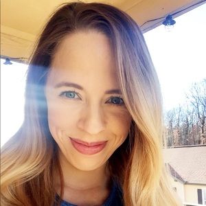 Meet your Posher, Brenna